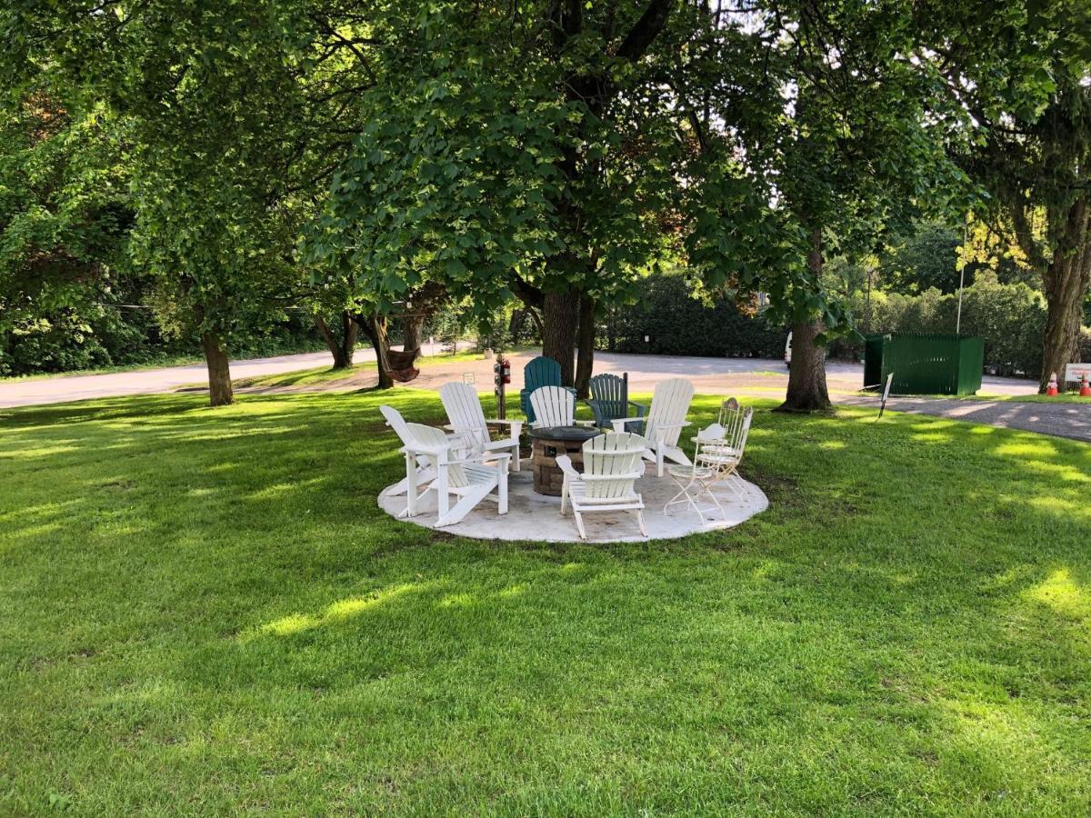 Anne'S Washington Inn (Adults Only) Saratoga Springs Bagian luar foto