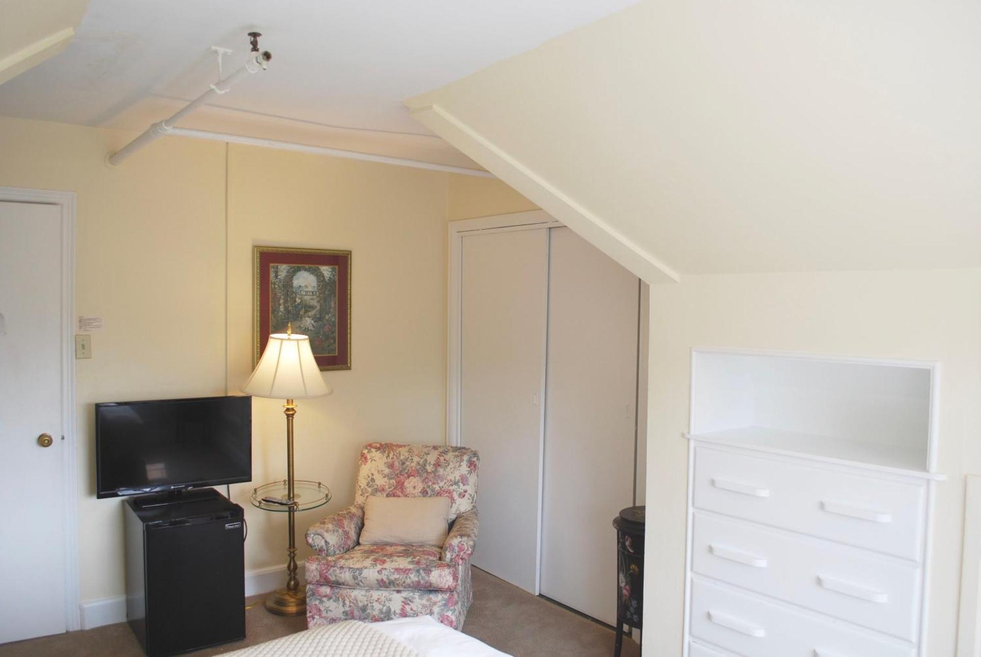 Anne'S Washington Inn (Adults Only) Saratoga Springs Ruang foto