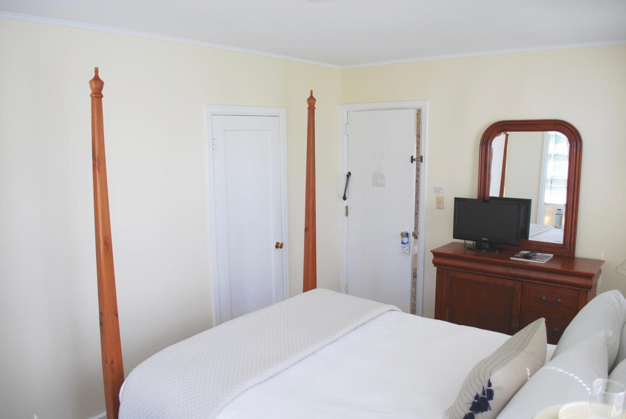 Anne'S Washington Inn (Adults Only) Saratoga Springs Ruang foto