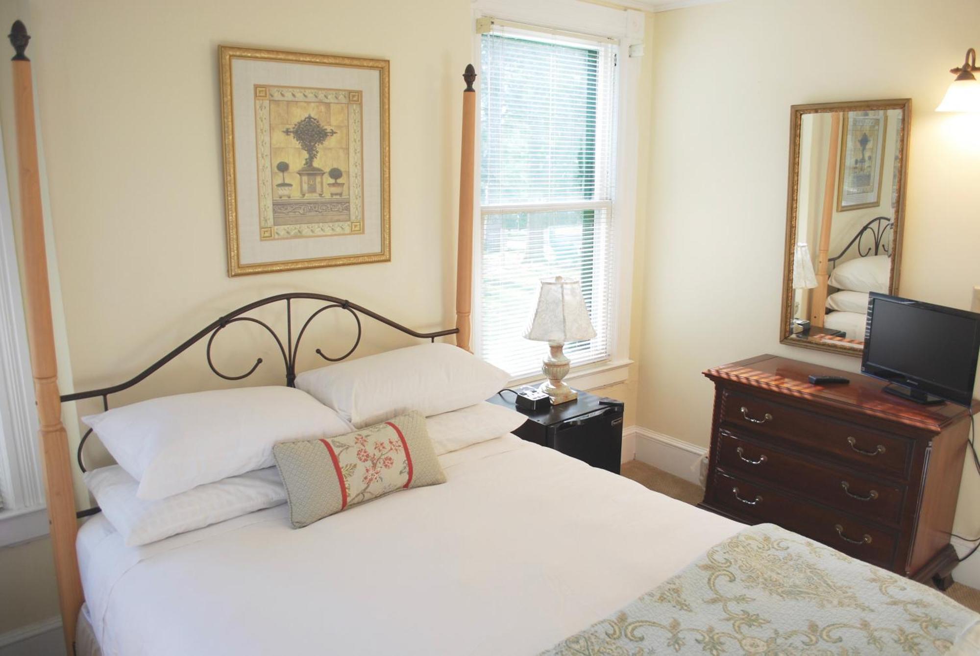 Anne'S Washington Inn (Adults Only) Saratoga Springs Ruang foto
