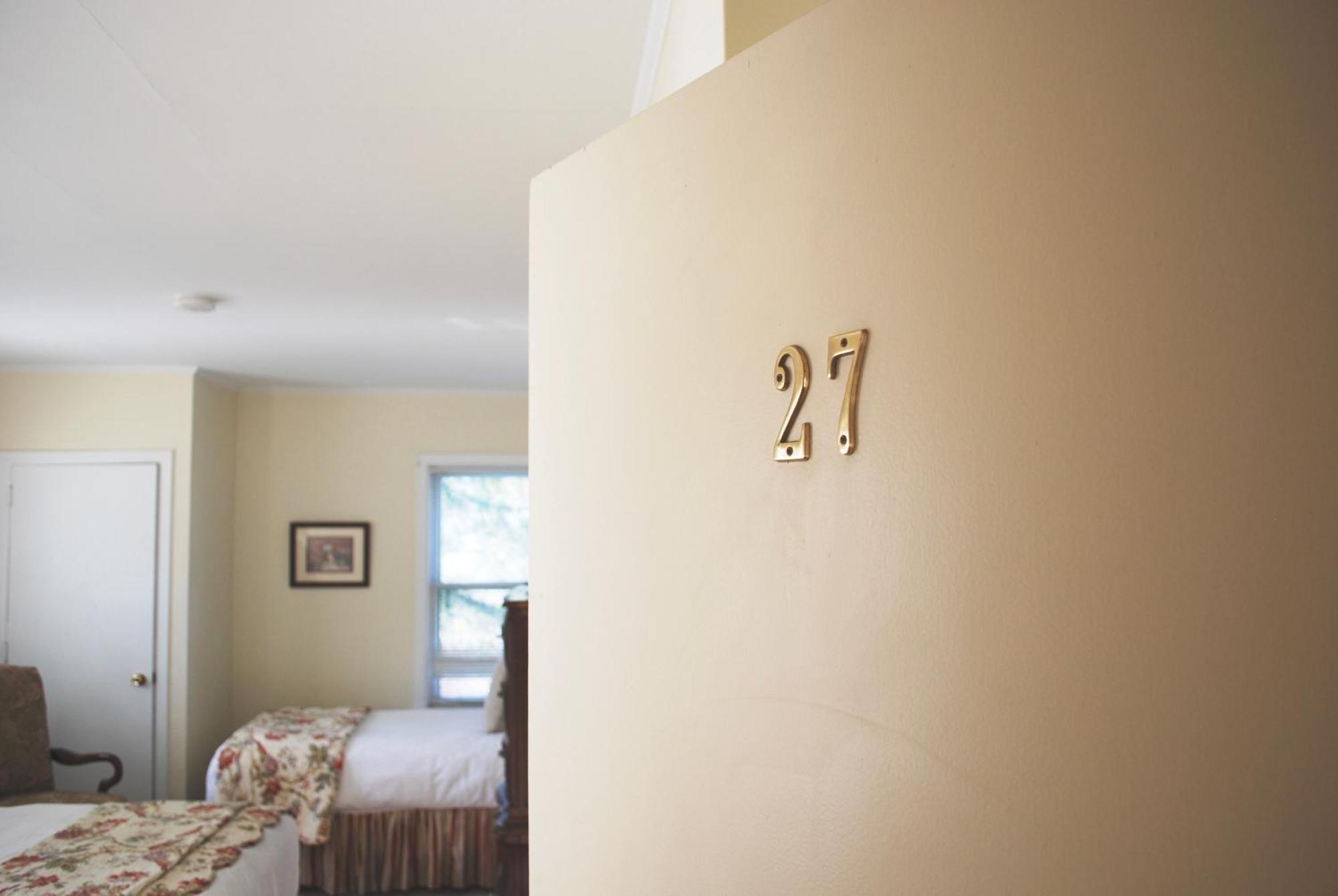 Anne'S Washington Inn (Adults Only) Saratoga Springs Ruang foto