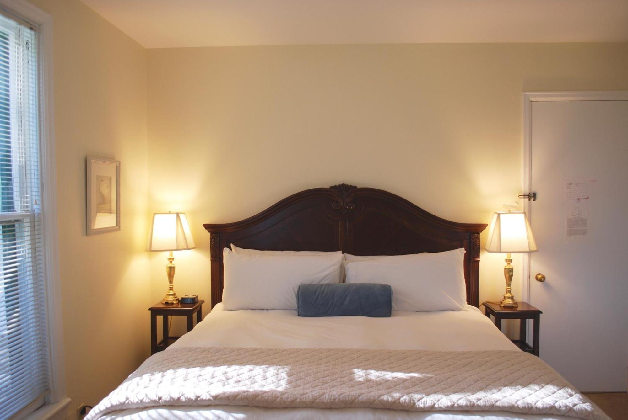 Anne'S Washington Inn (Adults Only) Saratoga Springs Ruang foto